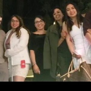 Meet your Posher, Fely